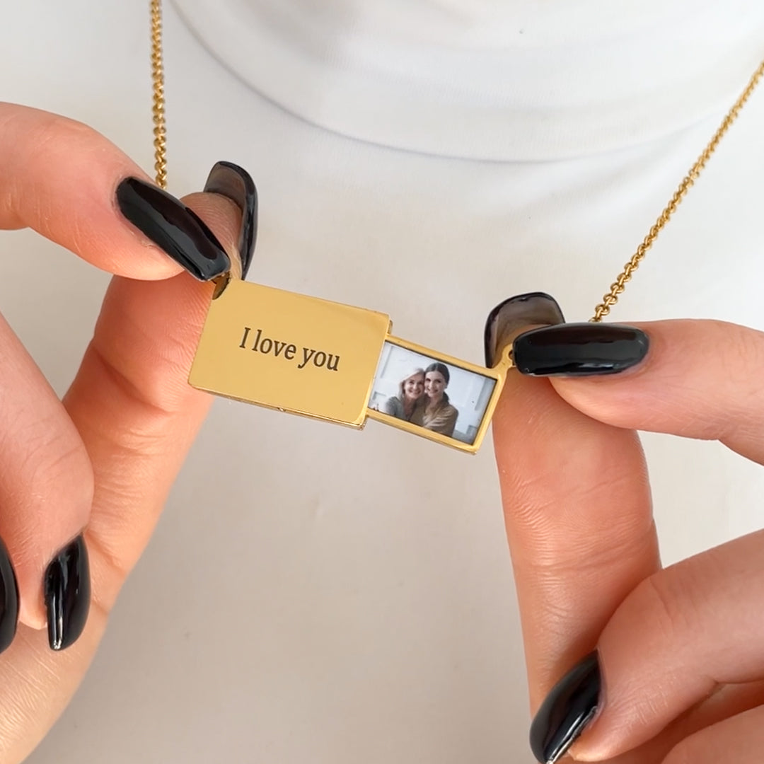 Colar Retrato Personalizável Feminino Aço Inoxidável