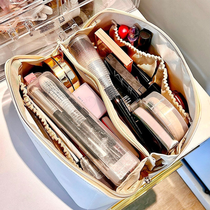 Necessaire Feminina de Couro
